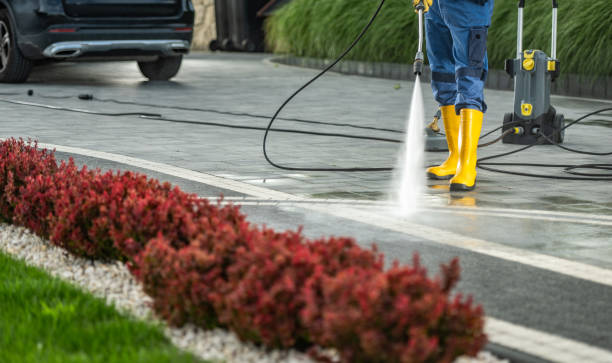 Best Patio and Deck Pressure Washing  in Mccom, OH